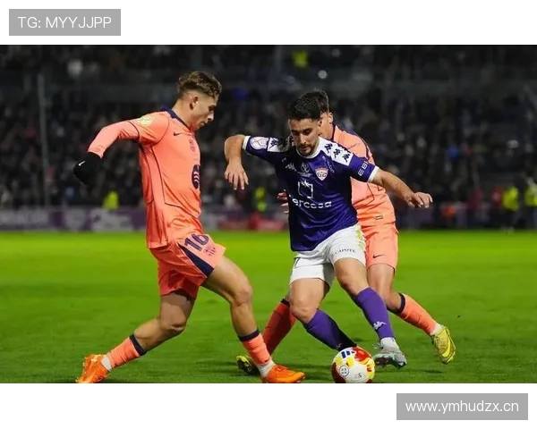 马丁内利 vs 拉什福德:速度型边锋的进攻效率对比 马丁内利 vs 拉什福德:速度型边锋的进攻效率对比