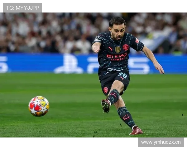 皇马欧冠争冠压力上升，赛事进程与关键战考验逐渐加剧